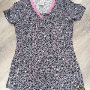 HeartSoul Gray and Pink Leopard Print V-Neck Tee